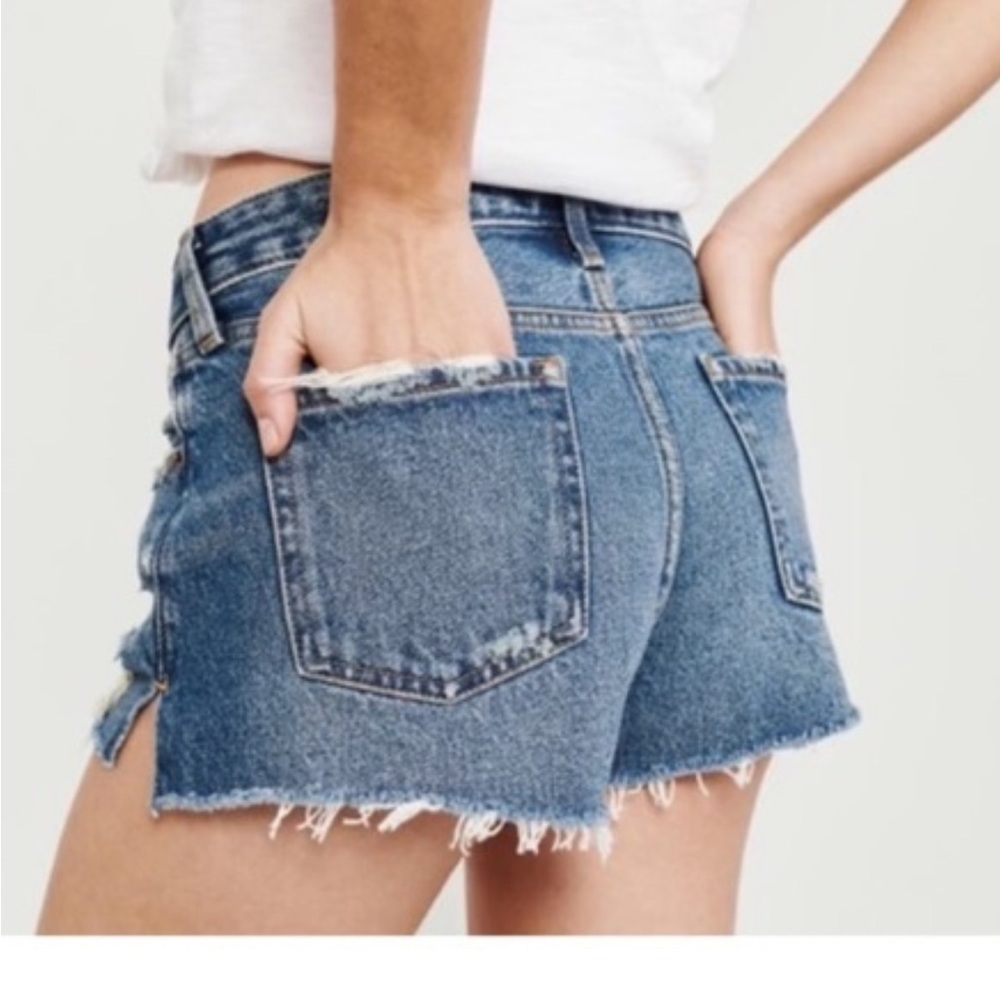 A&F Low Rise Short NWOT